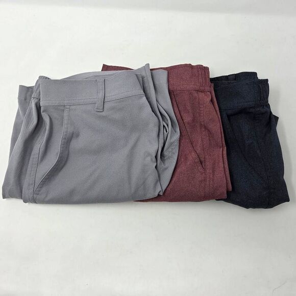 32 DEGREES STRETCH WOVEN SHORT 7" INSEAM MENS SIZE SMALL 28-30 WAIST LOT OF 3 - Picture 1 of 5